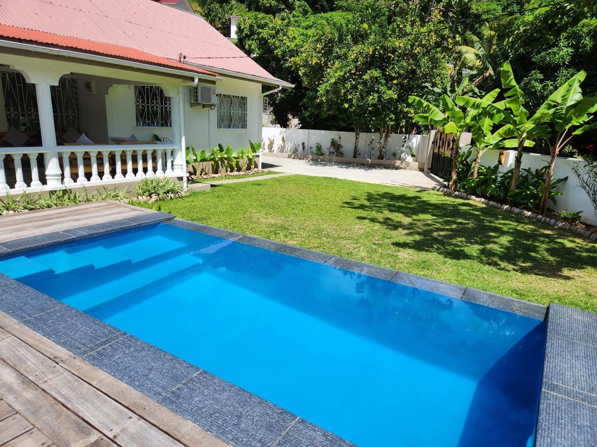Villa Kaz Memel à Beau Vallon  Extérieur photo